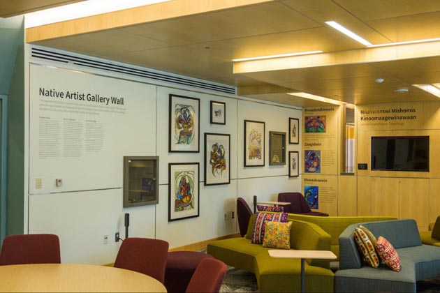 interior of the Vicky Barner lounge